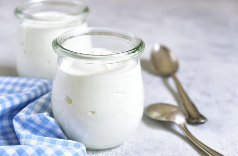 why-you-should-eat-yogurt-dairy-products